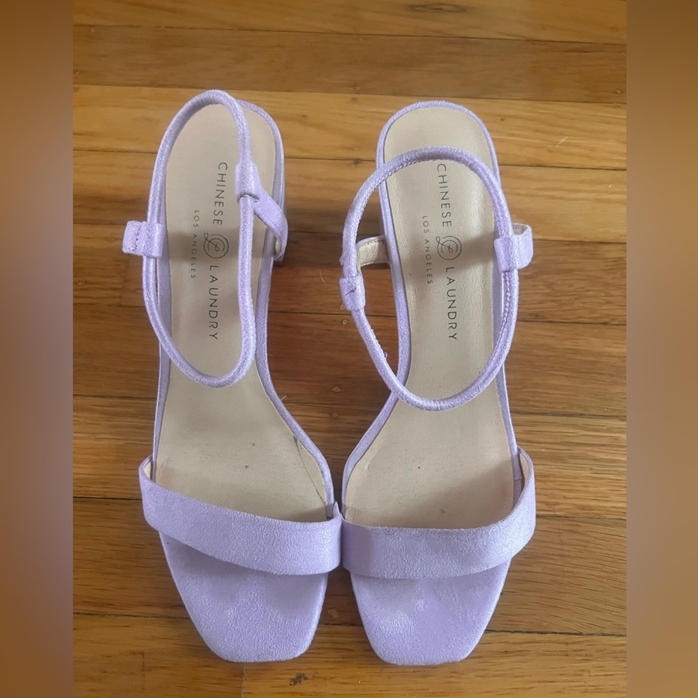 Chinese Laundry lavender block heel size 9